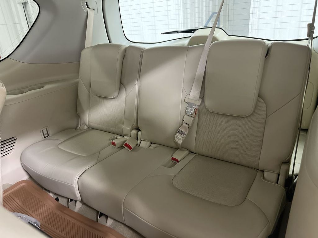 2016 INFINITI QX80 Base