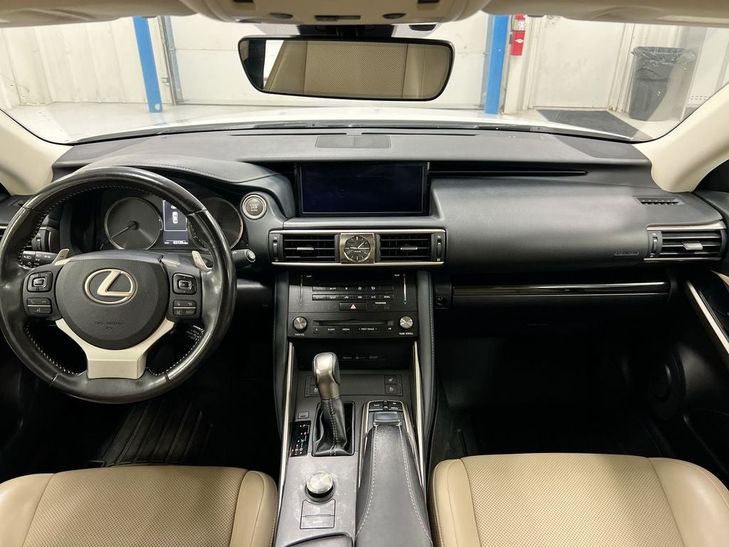 2018 Lexus IS 300