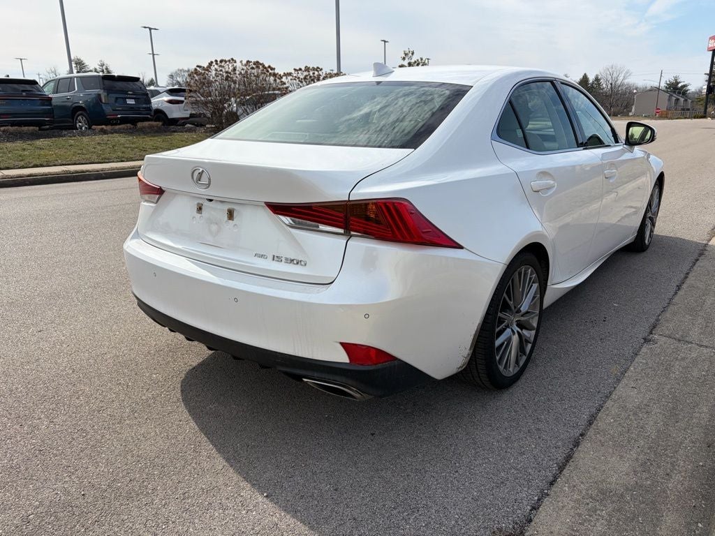 2018 Lexus IS 300