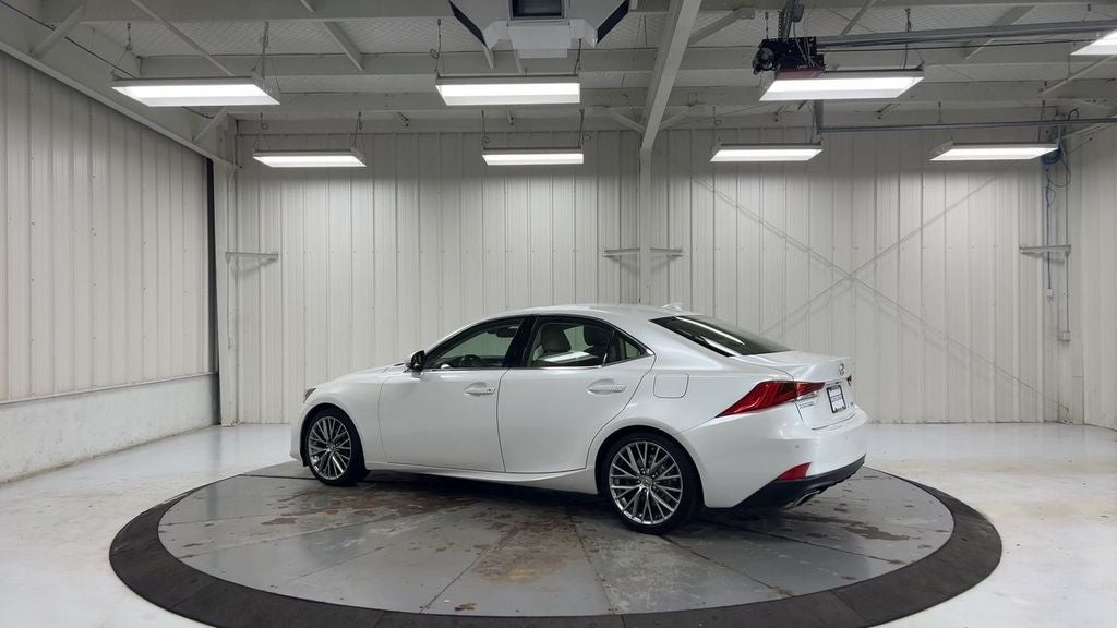 2018 Lexus IS 300