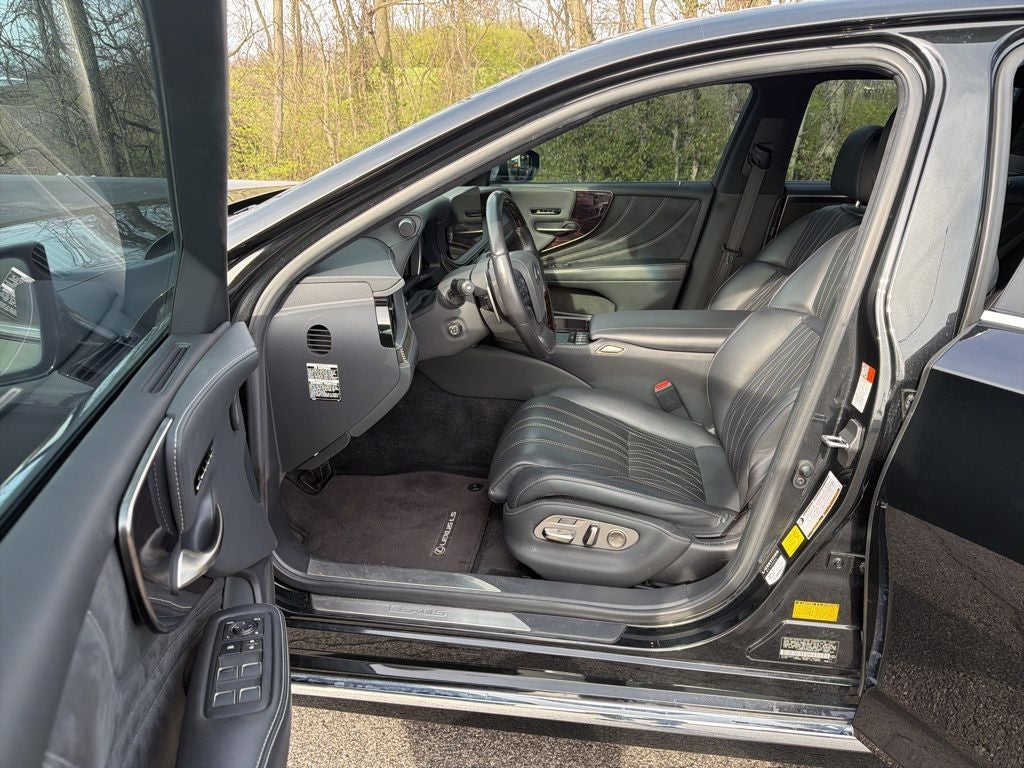 2022 Lexus LS 500 Base