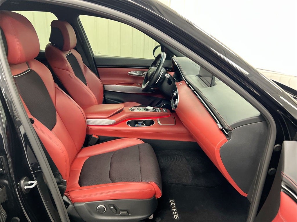 2023 Genesis GV70 2.5T