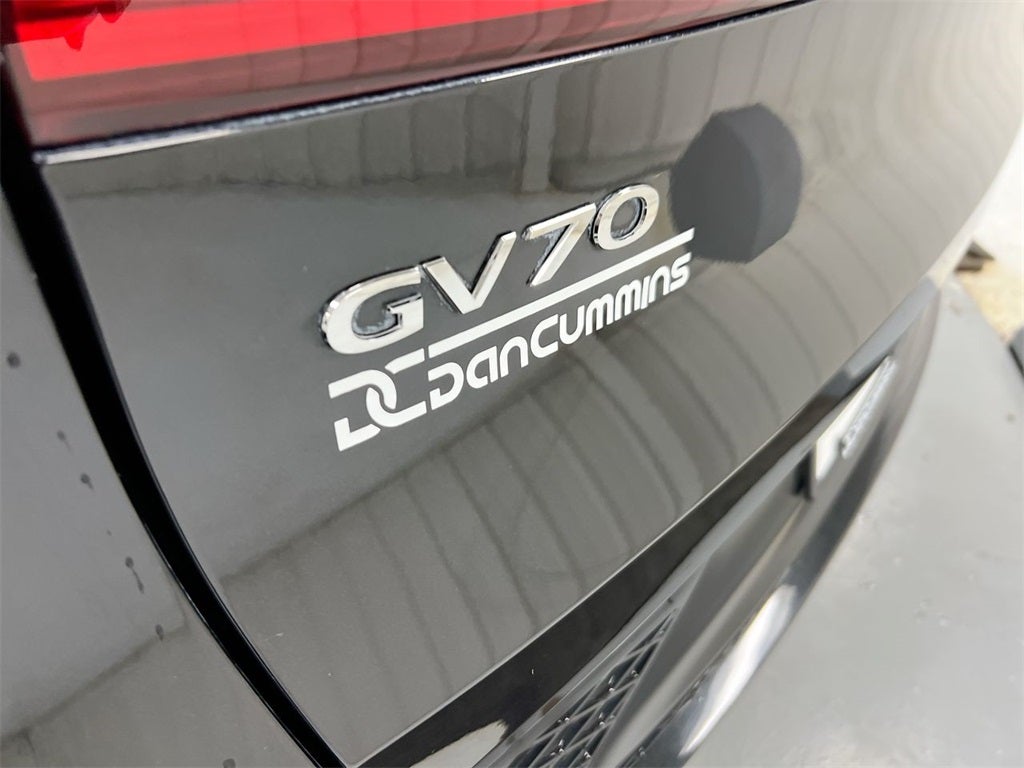 2023 Genesis GV70 2.5T