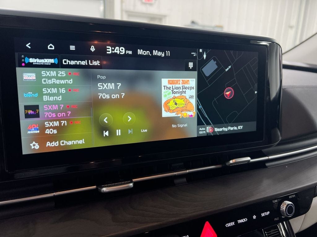 2024 Kia Carnival EX