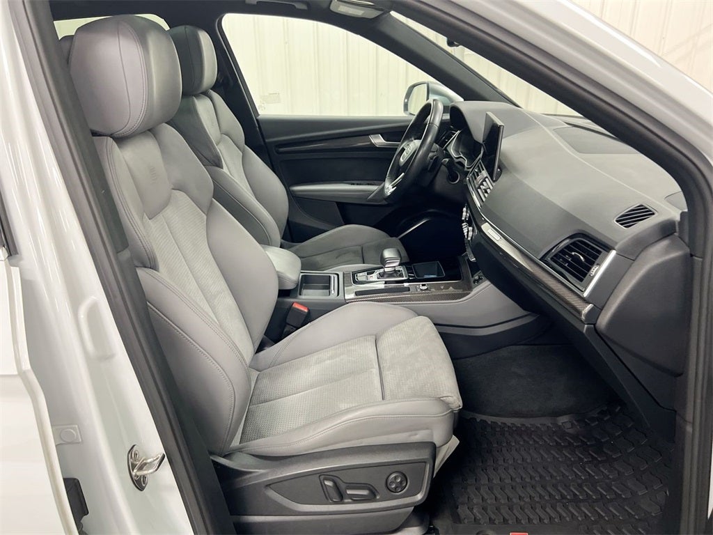 2022 Audi SQ5 Premium Plus