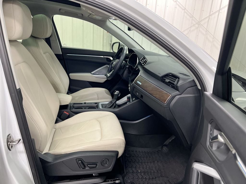 2022 Audi Q3 Premium Plus
