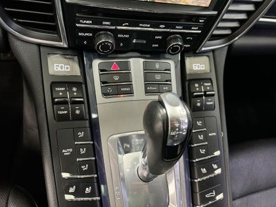 2011 Porsche Panamera 4