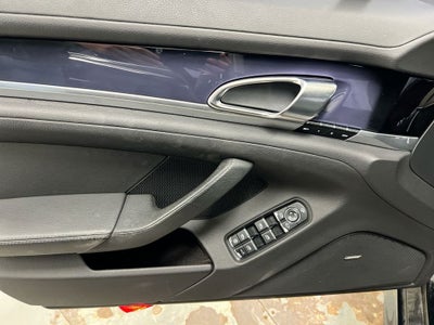 2011 Porsche Panamera 4