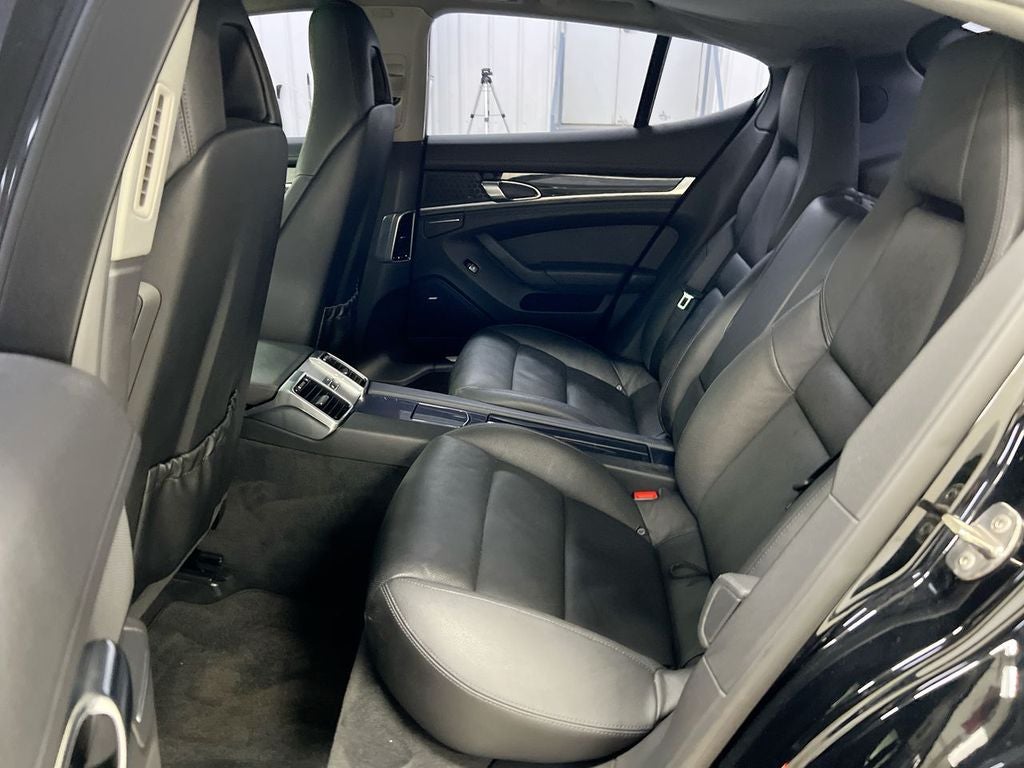 2011 Porsche Panamera 4