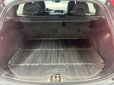 2017 Volvo V60 T6 R-Design Platinum