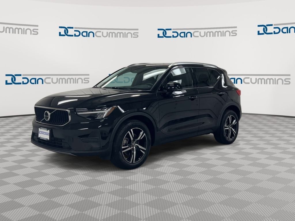 2023 Volvo XC40 B5 Core
