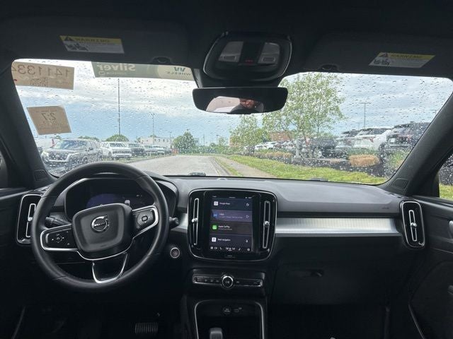 2023 Volvo XC40 B5 Core