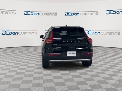 2023 Volvo XC40 B5 Core