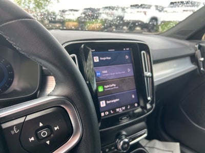 2023 Volvo XC40 B5 Core
